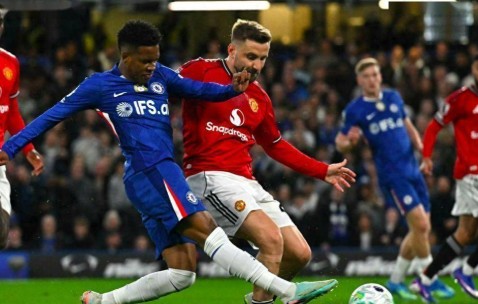 强强对决1-0！7.5亿豪门坐稳前3+重返欧冠在望，送死敌4连败0进球