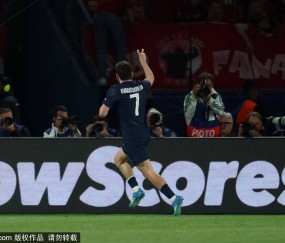 安联炸开了锅！拜仁VS巴黎欧冠半决赛次回合：登贝莱第5分钟破门，慕尼黑生死一战