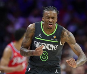 恩比德19+13+7马克西21+6+8 乔治23分76人擒森林狼