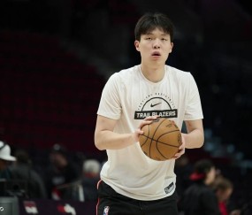 杨瀚森11分12板3助2帽 5失误3犯规混音负